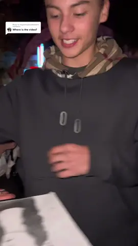 Replying to @miguelmyfavoriteman i cropped it #miguelcazarezmora 