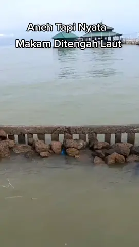 SEMOGA LIHAT VIDEO INI,,NAMBAH REJEKINYA BERKALI2 LIPAT,AAMIIN..#wisatareligion #makamsyekhmudakir #makamtengahlaut #kuasaallah #ziarah #videotiktokviral #viraltiktok #fypシ