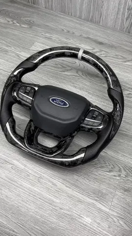 Mẫu vô lăng thể thao . Làm không bao giờ chán 💪🏿 ford 2023 #ford2023 #ranger #everest #fordranger #fordeverest #carbonfiber #volangcarbon #tiktok #nguyenquoc 