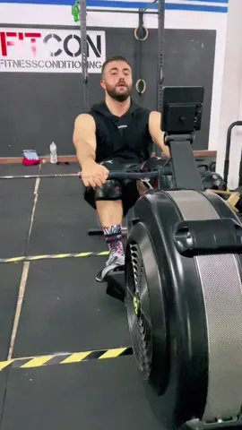 Rowing 🔥🔥🔥 #skullbroken_center #crossfit #rowing #ergometro #concept #rowingmachine #concept2 #palestra #fyp #crosstraining 