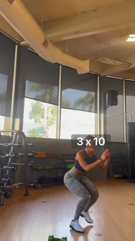 CARDIO DAY The amount of times I looked at my timer during this workout 💀  This should take about 20 mins  Go for a 30 min run or quick hike after  Disclaimer: your going to feel it for the next few days 🥴 Wearing @womensbest  essential top & camo leggings size small ✨ #Fitness #hiitworkout #quickworkout  #cardio