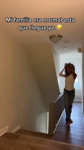 La que le da color a la familia 🥹🤣#foryou #parati #lizzyala 