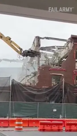 Residual Monday Vibes…🏗️💥#FailArmy..#construction #fail #funny #funnyfail