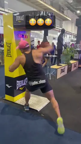 He broke the machine 😳😂 (via @julio.alexx) #punch #punchmachine #strong 