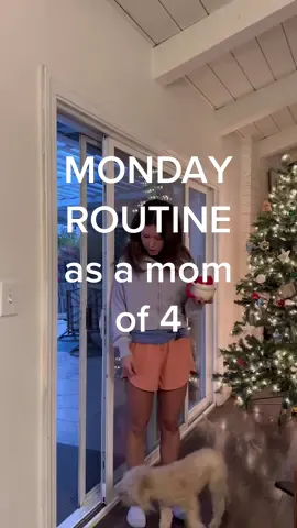 Last week my video said I wake up at 12am 🤷🏽‍♀️that is not true 😅#motherhoodroutine #momroutine #mondayroutine #realmomsoftiktok #realmomlife #mondaymotivation #morningmotivation 