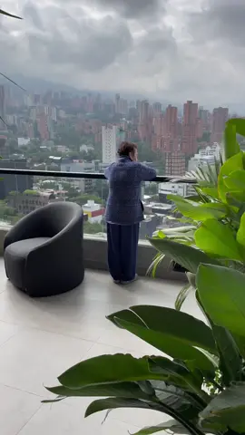 when I saw my abuela enjoying the view 🥹 #abuelasdetiktok #wholesome #medellin 