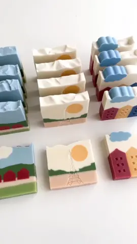 Soap embeds ☀️☁️ #cpsoap #soapmaking #cutesoap #handmadesoap 