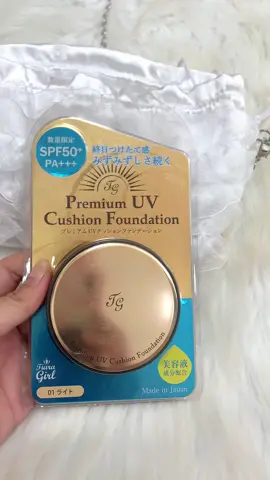 Tone trắng sáng nhưng vẫn tự nhiên đây nạ 🤩🤩 Em cushion siuu mỏng nhẹ độ chống nắng Spf50+ / PA+++ TiaraGirl Nhật 💋💋 🌿🌿 Chất cực mỏng nhẹ , che khuyết điểm tốt , thoa lên không bị bể ạ 😍😍 #oriolescosmetics #myphamchinhhang #CapCut #tiaragirlcushion #cushionchongnangmoi