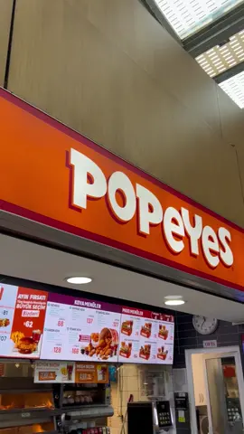 1 Popeyes® menüsünden daha güzel bir şey varsa o da 2 Popeyes® menüsüdür! 👭 #BuDaPopeyes 🧡