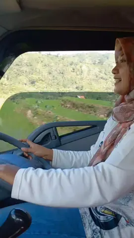 #drivercantik #bojosopirtruk #ripusalodi 
