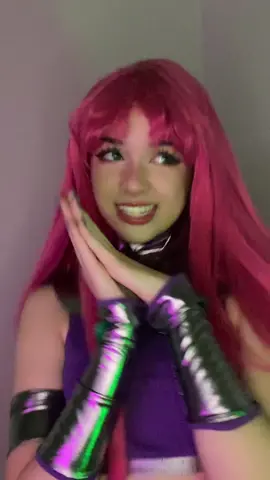 I’m getting a new phone for Xmas so I’m gonna lose all my drafts ugh #starfire #starfirecosplay #teentitans #teentitanscosplay #teentitansgo #teentitansgocosplay #fyp #foryou 
