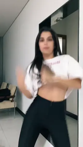 Hoje a ansiedade tá fodaaa mas então bora dançar pra animarrr #fy 