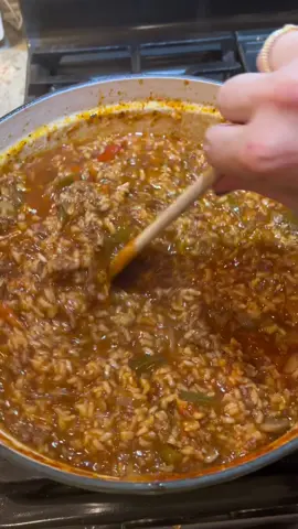 Stuffed pepper soup babyyyyy #stuffedpeppers #stuffedpeppersoup #soupseason #souptok 