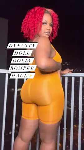 What’s your favorite color? I’m stuck between peachy and moonlight😍✨ Sizes XS-5XL available. True to size and fits very snug, no need to size down. #shapewear #tryonhaul 