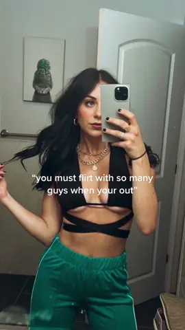 Just shark girl* looking for her lava boy 🦈 #singlegirlproblems #whyareyousingle #nightsattheclub #edmtiktok #edmlife #jauz 