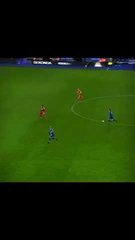 الساعة لي شفت فيها الفيديو هي معدلك في الفصل الأول ! 🔥😂 #mahrez #lestercity #football #edit #alimentation #capcut #quality #4k #foryoupage #fypage #viral #foryou #fyp #fypシ #مصمم_فيديوهات #كرة_قدم #مدريدي #الجزائر 