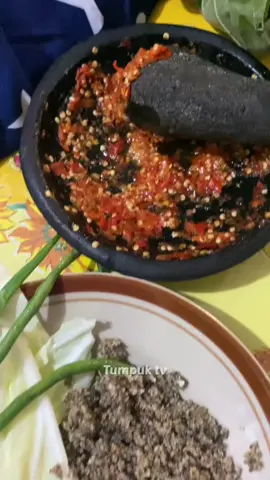 UDAN2 madang sego tiwul sambel bawang  gaes . . . #sambel 