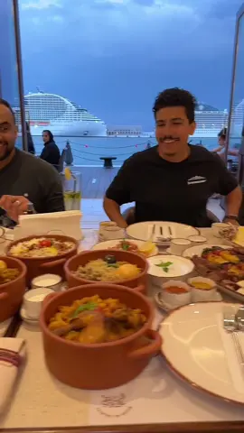 مطعم بيت الوالده في الدوحة ، المينا  ٠ من المطاعم المميزه اللي تقدم الأكل القطري الأصيل بنكهته المميزه وبجودة عاليه ، مكان وجلسات واطلاله رهيبه جداً وكانت تجربه فريده من نوعها 👍 ٠ #قطر #قطر🇶🇦 #قطر٢٠٢٢ #قطر2022 #الدوحة #الدوحة_قطر🇶🇦 #مطاعم_قطر #مطاعم_الدوحة 