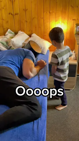 Oooops.. #fakesituation #fatherson #humor 