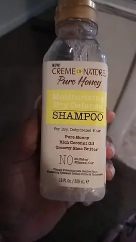 #creamofnatureproducts #shampoo  #shampooandconditioner #hair #tiktok #hydrate #moisturizer #honey  #creamofnature #beauty 