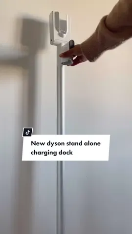 New dyson stand alone charging dock, perfect for renters! 😍 #dyson #dysonvacuum #dysonv12 #dysonaccessories #rentalhacks 