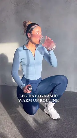 Some of my fav stretches before my leg days 🤍 wearing @kataactive #fyp #GymTok 