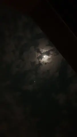moon tonight <<<333 #xplore #foryou #fyp #moontonight #cigaretteaftersix 