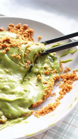 slime or food? #japanesefood #mochi