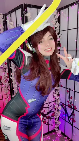 I just wanted to wear both my gloves 😭 #egirl #GamerGirl #overwatch #overwatchcosplay #dvacosplay 