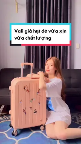 Chiếc vali đáng mua nhất hiện nay 😍🥰  #vali #bamozo #feedback #tiktokshopvn1212 #dulich #voucher100k 