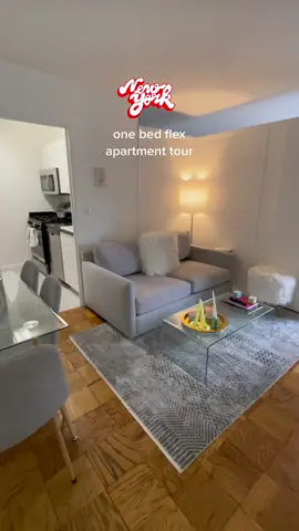 What do you think? #nycapartment #apartmenttour #apartmentdecor #newyorkcity #nyc 