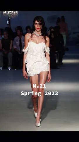 N.21 Spring 2023 Collection #n21 #fashion #model #fashionweek #fashiontiktok #fashioninspo #trends #fyp #fypシ #fypシ゚viral 