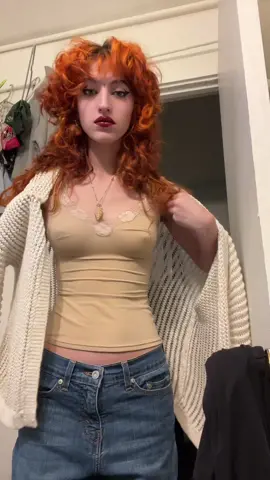 Here’s this sound again 🕺🏽 ..#fy #foryou #fyp #womenwomen #iluvwomen #wIw #lol and last time I’ll use it 