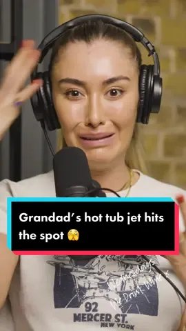 Grandad’s hot tub jet hits the spot 🫣 #wednesdayswedrinkwine #sophieandmelissa 