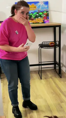 Hi there! #jollybattle #friends #originalcontent #prank #tapeprank 