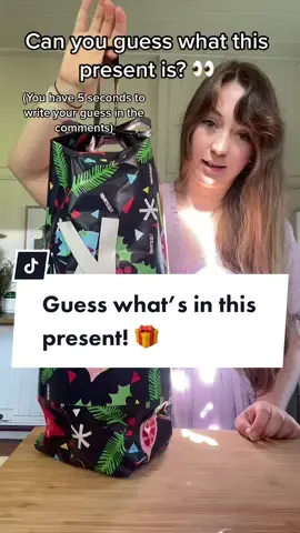 GUESS WHAT’S IN THE PRESENT IN 5 SECONDS OKAY GO 🙈 Yes, Dan is very good at gift wrapping and also making it functional. Smart boy. #secretsanta #wrappinggifts #wrappingpresents #present #unbox #christmas #gift #giftwrappinghacks 