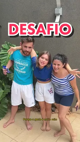 Biba e Morgana lançaram esse desafio com Mini Oreo e eu amei KKKKKK tentem fazer o desafio em casa, foi super divertido eu ri HORRORES!! *Aqui em casa quem ganhasse o #DesafioCaretOreo levava Mini Oreo!! Realmente com @oreo.brasil  e família reunida a magia acontece 💖