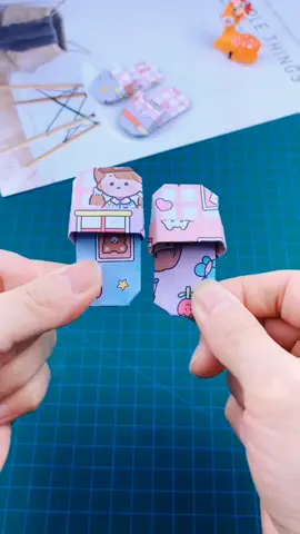 Diy Little Origami Slippers#forkids#kidsdiy#orgami #handmade#DIY #creative #diyideas #easydiys #interesting 
