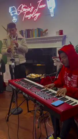 @steviemackey first time playing my sax in over a year - I brought it back to La with me when I went home for thanksgiving - doesn’t sound too shabby huh :) 