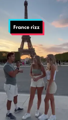Allo kiwis #paris #france #newzealand #kiwi #newzealand #aussie #australia #pickup #travel #interview #fyp #foryou #merewana 