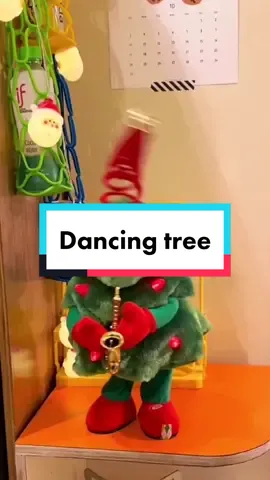 Christmas tree 🎄 is dancing! #christmas #christmastree #dance #toys 
