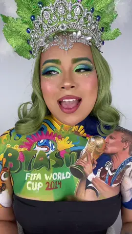 Me fascina 🤩 🎨🖌 #fifaworldcup2014 #marcelaperaz IG: marcelaperaz 