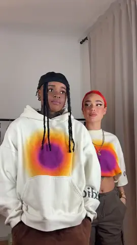 @dxesi_ & @flavialorettaofficial dancing to my song 