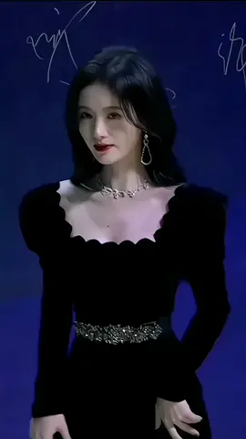 Thần Thái Ngút Ngàn Khi Dự Thảm Đỏ  #cuctinhy #jujingyi鞠婧祎 #jujingyi #jujingyi_鞠婧祎 #CucTinhY #Cuc_Tinh_Y #funny #fypシ゚viral #fyp #foryou #foryoupage #fypシ #xuhuong #xuhuong2022 