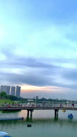 Nih yg kmaren minta mentahan videonya #fyp #fypシ #fypage #fypシ゚viral #foryou #meikarta #viral #cikarang #cikarangpeople #cikaranghits 