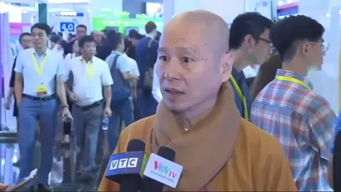 Đài truyền hình phỏng vấn TS.TT.Thích Chân Quang🙏🙏🙏 #phatphap #thientonphatquang#thuongtoathichchanquang#tiensithichchanquang#chua#senhong#phapquang#phapquangsenhong#bariavungtau#tamlinh#skybooks#sachhay#skyradio #radio#tuhaodantoc#tuhaovietnam #toiyeuvietnam#dulichvietnam#LearnOnTikTok #tiktokmentor#hoccungtiktok #tiktok2022#xuhuong2022