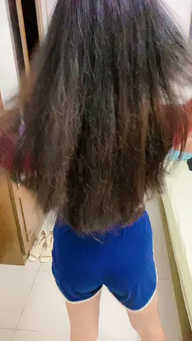 @ครีม 'ม  ใส้เดือนโดนน้ำร้อนลวก555555555