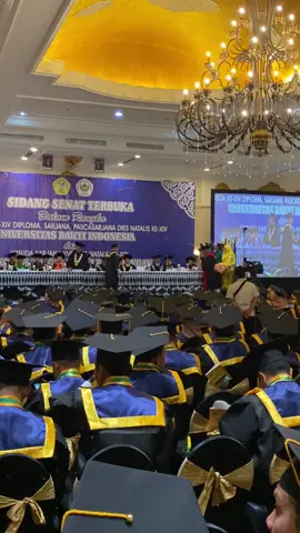 AKHIRNYAAA FINALLYYY🥹🎓❤️ #wisuda #wisuda2022 #graduation #sarjanahukum 