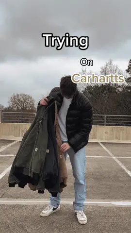 Carhartt doesn’t get old. #carhartt #carharttjacket #vintage #vintagevibes #vintageaesthetic #style #fashion #mensfashion #fyp #fit #fitspo #fitinspiration #outfit 