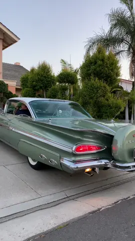 ‘59 IS KING 👑   #chevyclassic #classicchevrolet #classiccarsculture #classiccarsdaily #classiccaroftheday #explore #59brookwood #59impala #1959impala #impalagang #impalalife #lowrider #lowriderlifestyle #driveyourshit 